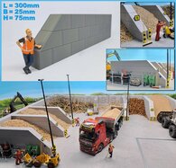 WAND STAPELBLOK SCHUIN/RECHT VOORKANT VLAK BOVEN Afm: 300 x 25 x 75mm GRIJS KUNSTSTOF, BLANK Geleverd  1:32  NB2B  