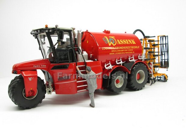 COMBISET: ND-VERVAET Hydro Trike XL, RED TANK + WASSINK LOGO + VMR VEENHUIS Bemester met verkruimelrollen 1:32  MM1819-WASSINK-5-COMBI