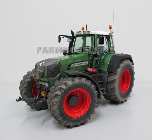 172. Fendt 930 Gen. III / 926 Gen. II Vario TMS op breed schoeisel met spatbordverbreders rondom