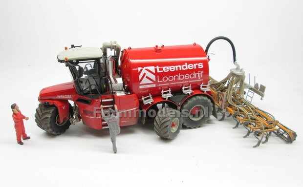 COMBISET: Dirty &amp; ND-VERVAET Hydro Trike XL STOF- &amp; MESTLOOK + VEENHUIS Bouwlandbemester (Verkruimelrollen) RED TANK + Leenders LOGO 1:32   MM1819-Leenders-5-COMBI-D