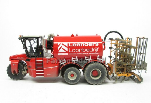 COMBISET: Dirty &amp; ND-VERVAET Hydro Trike XL STOF- &amp; MESTLOOK + VEENHUIS Bouwlandbemester (Verkruimelrollen) RED TANK + Leenders LOGO 1:32   MM1819-Leenders-5-COMBI-D