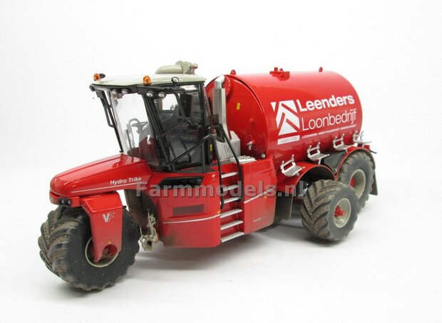 COMBISET: Dirty &amp; ND-VERVAET Hydro Trike XL STOF- &amp; MESTLOOK + VEENHUIS Bouwlandbemester (Verkruimelrollen) RED TANK + Leenders LOGO 1:32   MM1819-Leenders-5-COMBI-D