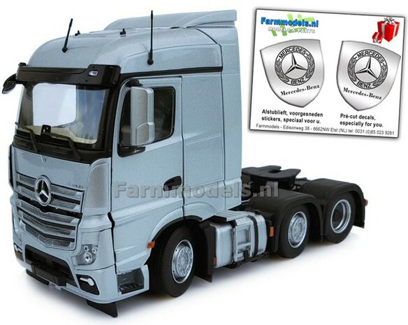 Mercedes-Benz Actros Streamspace 6x2 Silver met Free Gift Mercedes (Silver Shield) Decals 1:32 MM1908-03 