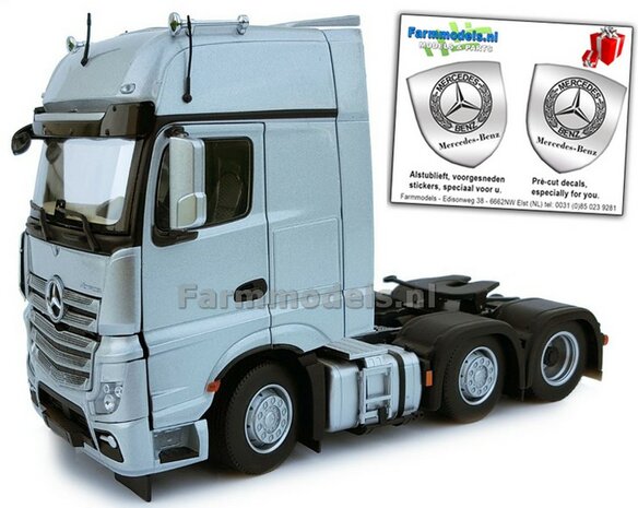 Mercedes-Benz Actros Gigaspace 6x2 Silver met Free Gift Mercedes (Silver Shield) Decals 1:32 MM1912-03   