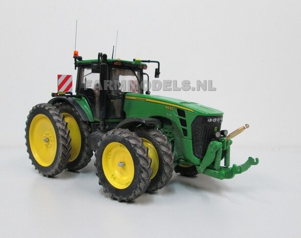 333. John Deere 8430 rondom op dubbellucht demontabel cultuurset, Prototype TF models