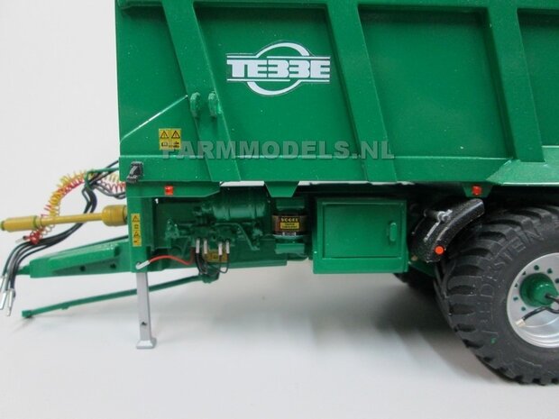 500. Tebbe HS 320, op Vredestien Flotaion trac banden met aluminium velgen