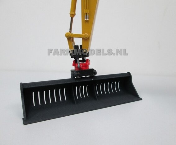 Bagger / sloten / Afwerkbak 117 mm breed, 25 mm hoog, voor snelwisselset 68000-68025 Rupskraan ROS New Holland / Hitachi / etc. 1:32