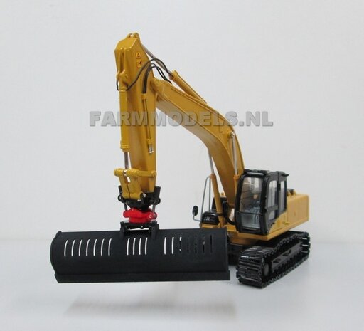 Bagger / sloten / Afwerkbak 117 mm breed, 25 mm hoog, voor snelwisselset 68000-68025 Rupskraan ROS New Holland / Hitachi / etc. 1:32