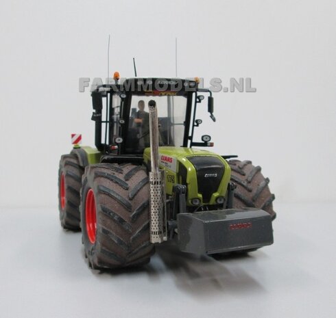 419. Claas Xerion 3300 / 3800 op brede sloffen, Agri Service Strik