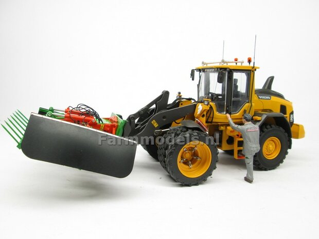 2x Dubbellucht Shovel banden &Oslash; 47 mm + Alu. velgen VOLVO GEEL gespoten, passend in de Aluminium Farmmodels Volvo L60H serie  1:32            