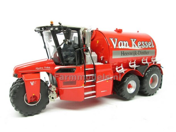 COMBISET: ND-VERVAET Hydro Trike XL, RED TANK + ZILVER VELGEN + VAN KESSEL LOGO + VMR VEENHUIS Bemester met verkruimelrollen 1:32  MM1819-VANKESSEL-5-COMBI