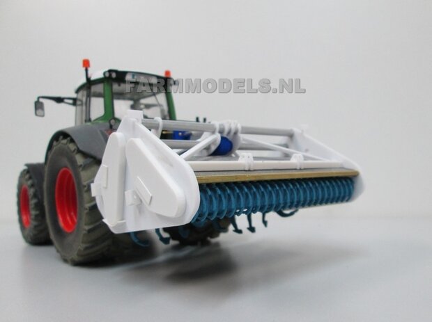 Spitmachine Bouwkit 1:32, Perfect om bijv. een Imants of Farmax Spitter te bouwen (HTD)