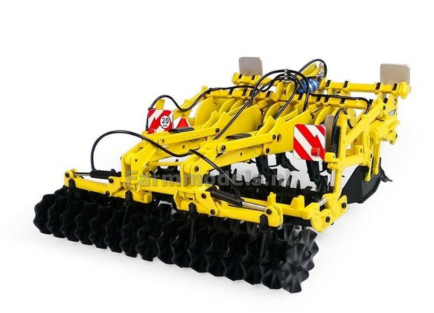 Bednar Terraland TN Profi Breker Woeler Schijveneg 1:32 Universal Hobbies UH6217     LAST ONE/OP=OP