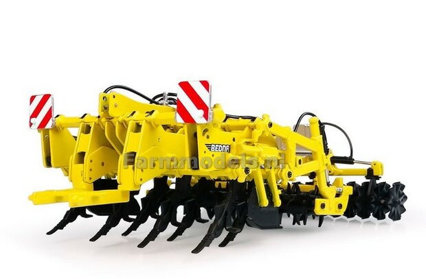 Bednar Terraland TN Profi Breker Woeler Schijveneg 1:32 Universal Hobbies UH6217     LAST ONE/OP=OP
