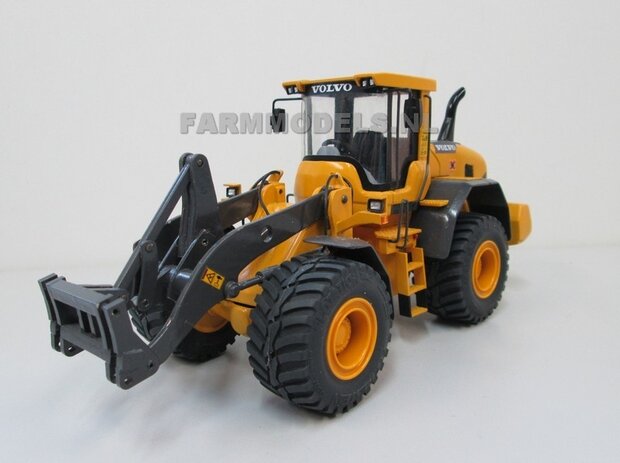 67110 Volvo Shovel L90G handgebouwd model, 1:32 ook als L70G en L60G