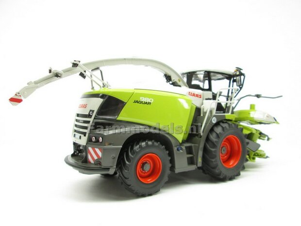 VOORBEELD FOTOS  Rebuilt: Claas Jaguar 980 met Orbis 750 op brede Trelleborg banden 1:32 MargeModels MM1914-R