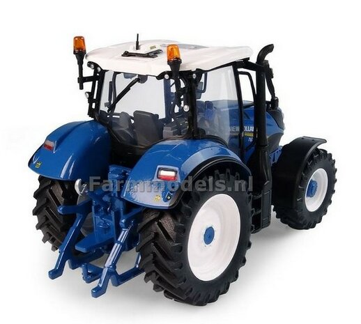 HERITAGE BLUE New Holland T6.180 &quot;Heritage Blue Edition&quot; 1:32 Universal Hobbies UH6234