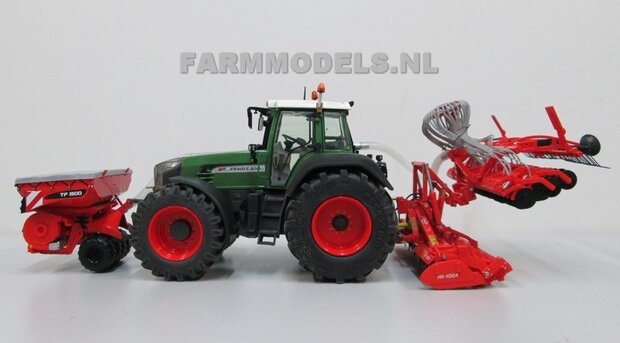 170. Fendt 926 Gen II / 930 Gen. III, rondom op brede banden, spatborden en een zaaicombin van Kuhn