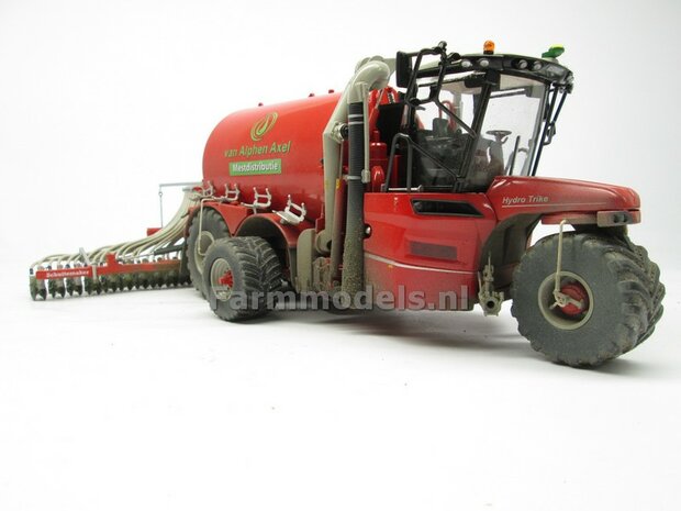 Rebuilt, Dirty &amp; ND: DIRTY VERVAET Hydro Trike XL, TANK NAADLOOS + van Alphen Axel LOGO 1:32 Marge Models  MM1819-ALPHEN-RB-5