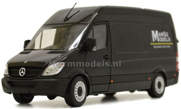 MM Design Mercedes-Benz Sprinter met MargeModels design + FREE GIFT 1:32  MM1905-02-01 