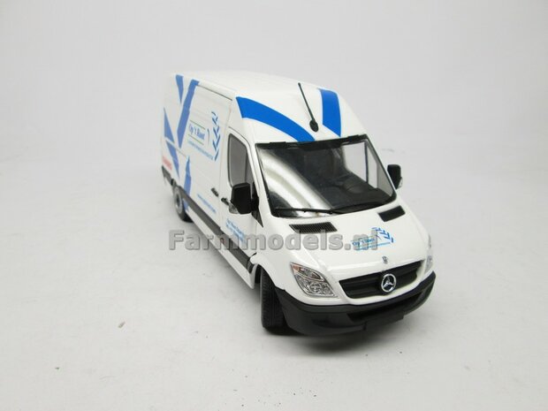 Op &#039;t Root Service Custom Made Mercedes-Benz Sprinter WIT + opdruk Op &#039;t Root L.M.B. Service 1:32  MM1905-01-R 