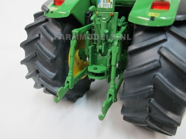 326. John Deere 7810 brede banden en realistische achterhef