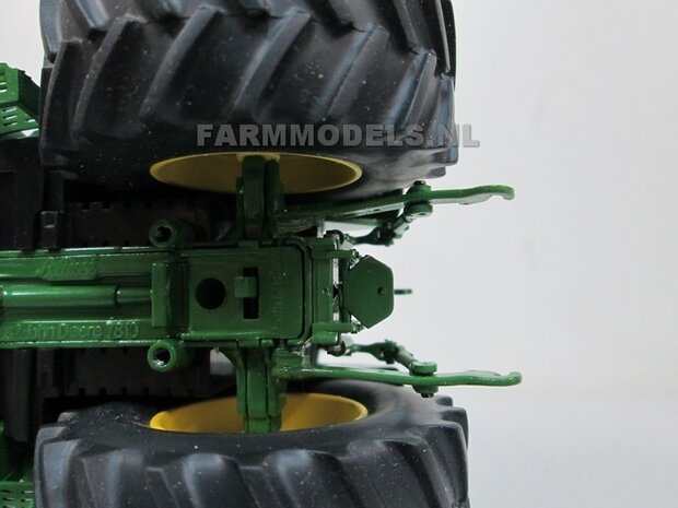 326. John Deere 7810 brede banden en realistische achterhef