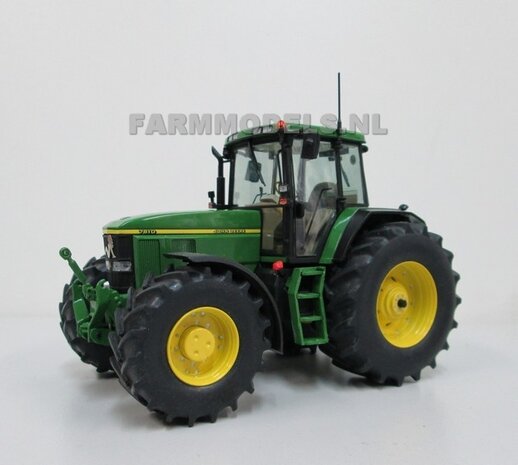 326. John Deere 7810 brede banden en realistische achterhef