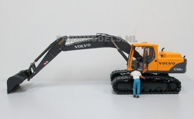 67118** Volvo EC180Blc Rupskraan met draai-kantel snelwissel, Farmmodels model,  1:32 Volvo EC180B