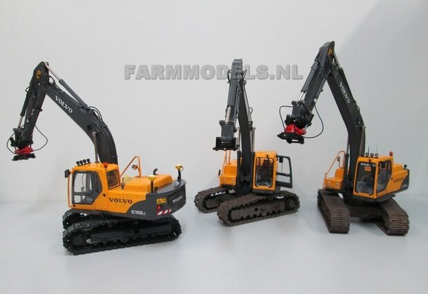 67118** Volvo EC180Blc Rupskraan met draai-kantel snelwissel, Farmmodels model,  1:32 Volvo EC180B