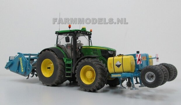 331. John Deere 6210R met Imants Grondontsmetting Spitmachine 1:32