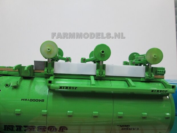 JOSKIN Chassis/ as verleng set BOUWKIT, geschikt voor Joskin 3 asser chassis modellen van ROS 1:32                      