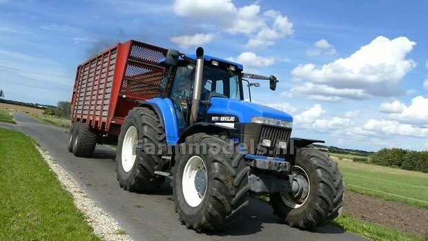 NEW HOLLAND 8870A type logo stickers voor IMBER FORD 8970 model Pr&eacute;-Cut Decals 1:32 Farmmodels.nl 