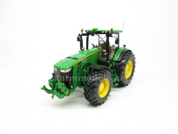 John Deere 8400R type stickers, geschikt voor de Britains John Deere 8400R  Pr&eacute;-Cut Decals 1:32 Farmmodels.nl 