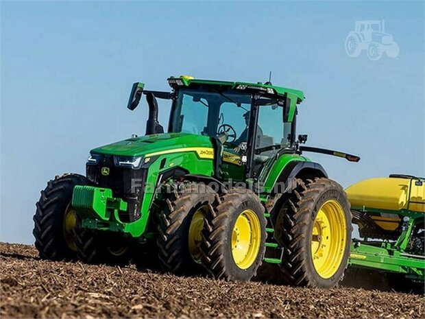 John Deere 8RX 370 type stickers geschikt voor de Britains JD 8RX 410  Pr&eacute;-Cut Decals 1:32 Farmmodels.nl 