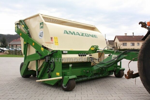 AMAZONE alleen GROEN 2x decals 10 mm hoog 1:32 Farmmodels.nl 