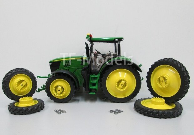 EXAMPLE PICTURE John Deere 6250R met afneembare Dubbellucht rondom- TF-Models - 1:32    