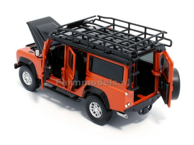 ORANJE Land Rover Defender 110  1:32 Tayumo TAY32105010