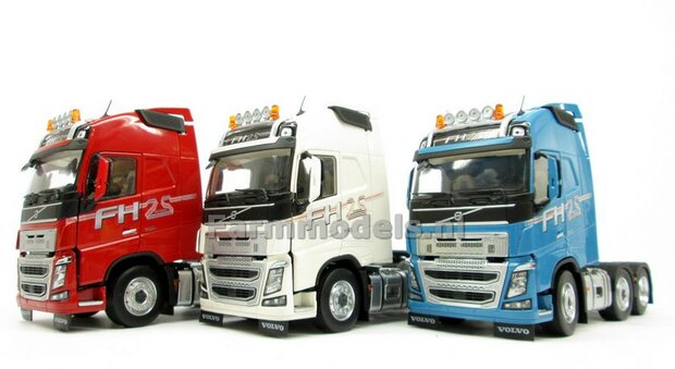 VOLVO 25 YEAR EDITION stickers, t.b.v. cabine zijkanten en dakrand, gemaakt op Transparante folie, perfect voor o.a. MarGe Models Volvo FH16 serie modellen Pr&eacute;-Cut Decals 1:32 Farmmodels.nl 