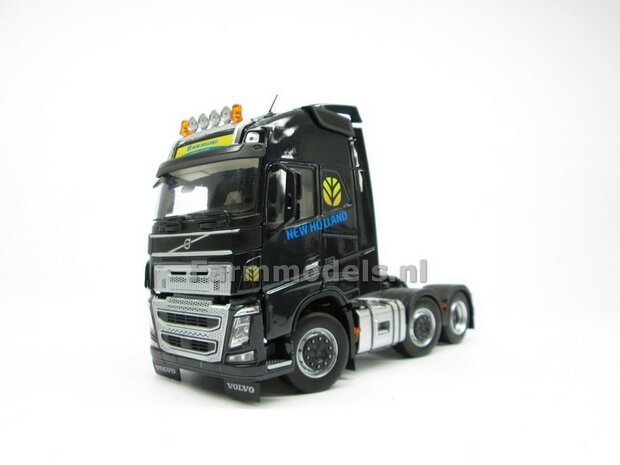 NEW HOLLAND EDITION stickers, t.b.v. cabine zijkanten en dakrand Volvo FH16, gemaakt op Transparante folie, perfect voor o.a. MarGe Models Volvo FH16 serie modellen Pr&eacute;-Cut Decals 1:32 Farmmodels.nl 