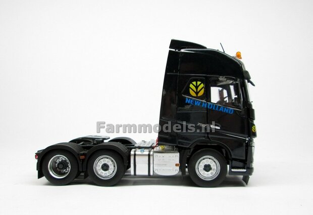 NEW HOLLAND EDITION stickers, t.b.v. cabine zijkanten en dakrand Volvo FH16, gemaakt op Transparante folie, perfect voor o.a. MarGe Models Volvo FH16 serie modellen Pr&eacute;-Cut Decals 1:32 Farmmodels.nl 