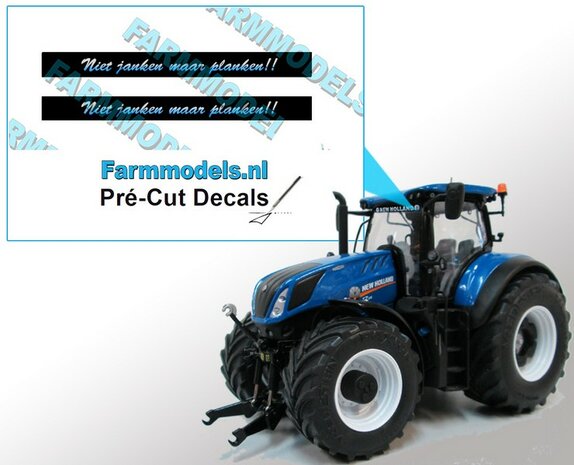 2x &quot;Niet janken maar planken!!&quot; voorruit sticker GRIJS/ BLAUW op ZWARTE achtergrond 40 mm breed Pr&eacute;-Cut Decals 1:32 Farmmodels.nl 