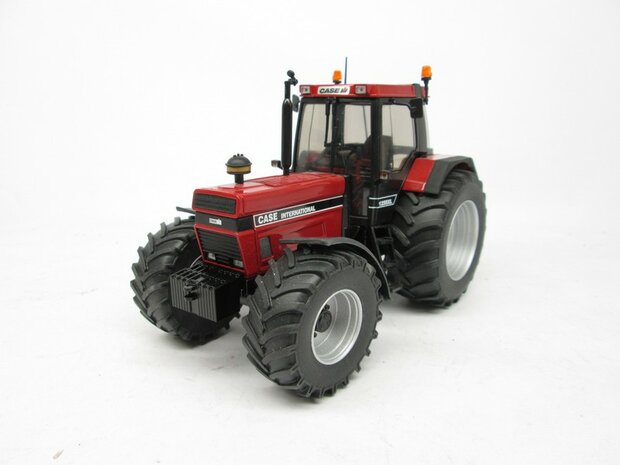 CASE IH logo met koplampen, o.a. passend op Case 1056XL Britains, nu incl. CASE IH RVS kentekenplaat stickerset Pr&eacute;-Cut Decals 1:32 Farmmodels.nl 