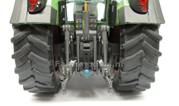 Heflatten set Weise Toys Upgrade, Die Cast Blanc geleverd, lengte ong. 35,3 mm, geschikt voor o.a. Fendt 927/ 930 Weise Toys  1:32                        