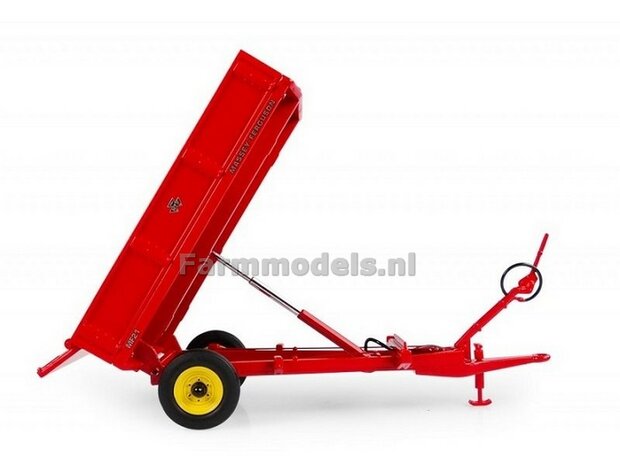 Massey Ferguson 21 trailer 1:32 Universal Hobbies UH6241 