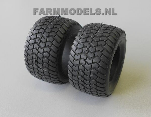 2x Michelin Cargo X Bib 710/50 R30.5 banden, &Oslash; 45.7 mm ZONDER VELGEN 1:32  FM01 