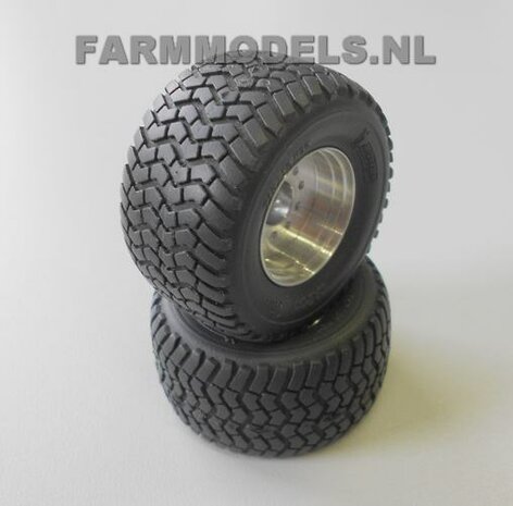 &Oslash; 45.7 mm: 2x Michelin Cargo X Bib 710/50 R30.5 banden met aluminium gedraaide velgen  1:32  FM01        
