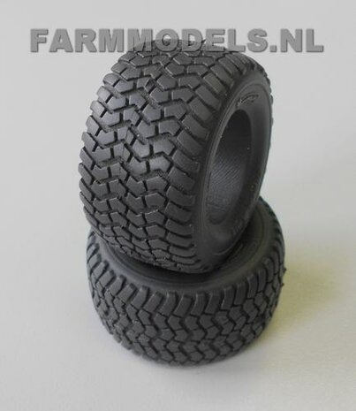 2x Michelin Cargo X Bib 850/50 R30.5 banden, &Oslash; 52 mm  ZONDER VELGEN 1:32 (FM02) 