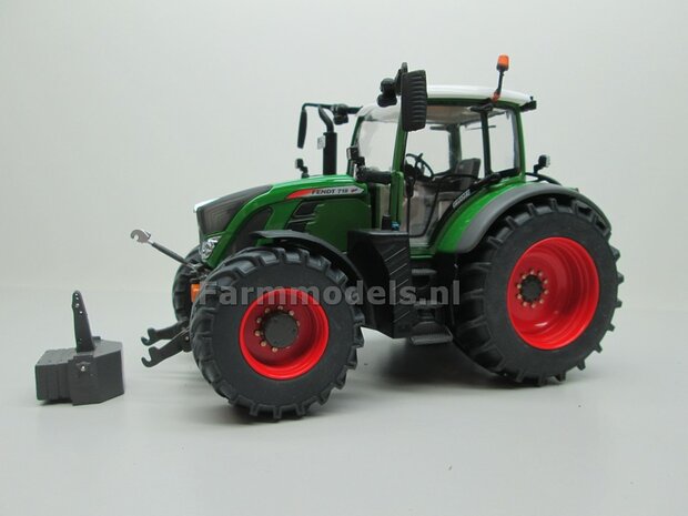 Aluminium Vooras velgen + bredere banden, geschikt voor de ROS Fendt 718 (Massieve Aluminium velgen) 1:32   