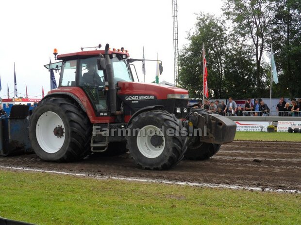 NEW HOLLAND G240 FIATAGRI type logo stickers voor ROS model Pr&eacute;-Cut Decals 1:32 Farmmodels.nl 